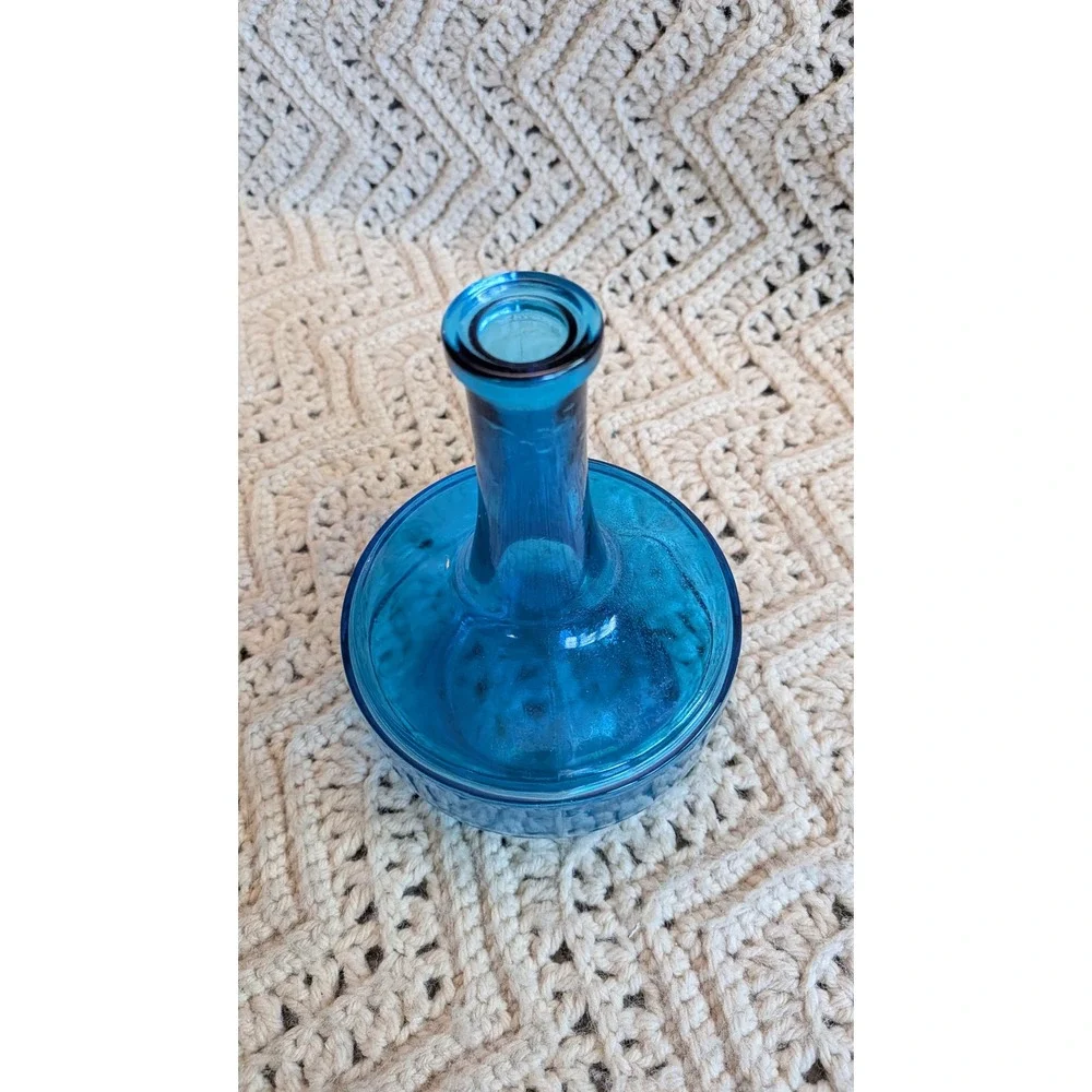 Vintage Blue Glass Decanter Made in Belgium 0.5L Turquoise Bottle with Stopper